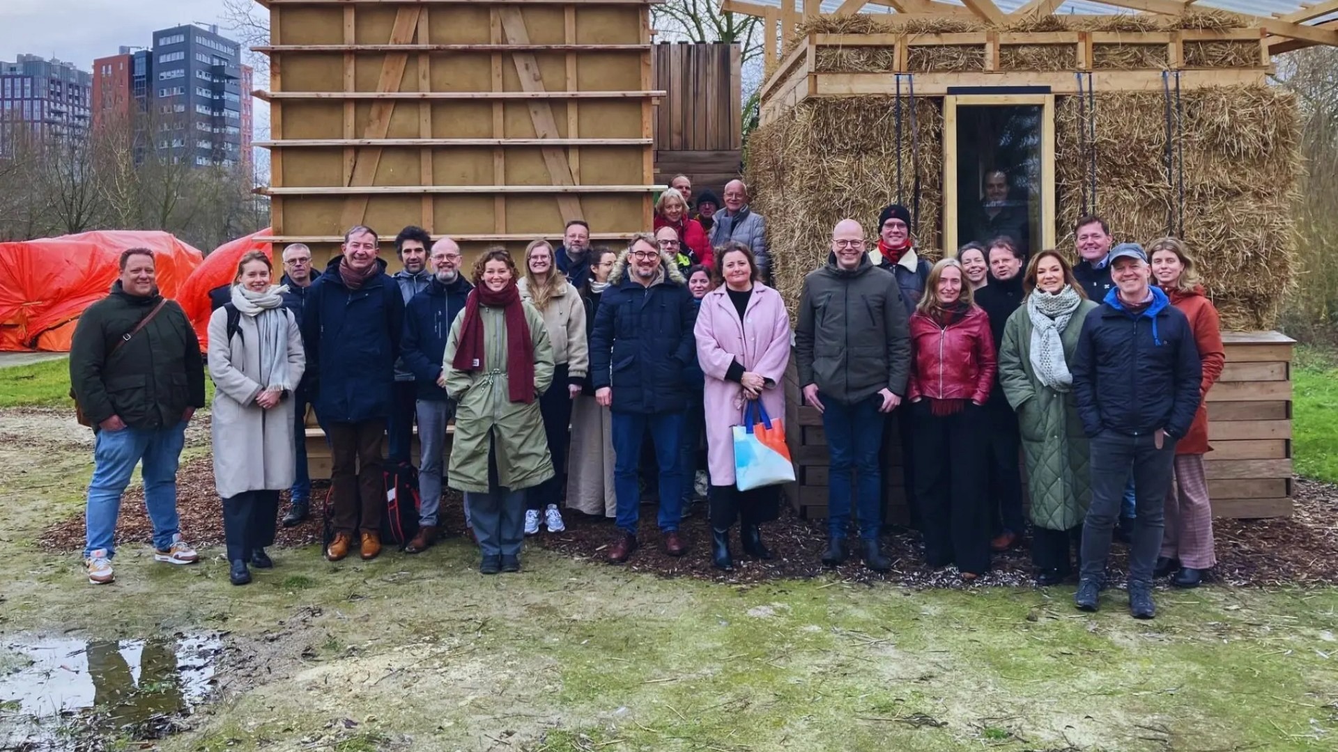 Een sfeerfoto van de laatste stakeholdergroepmeeting van CASCO Carbon Sink Construction.