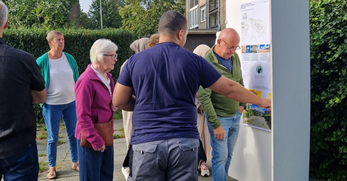 Een participatiemoment met de bewoners van een sociale woonwijk.