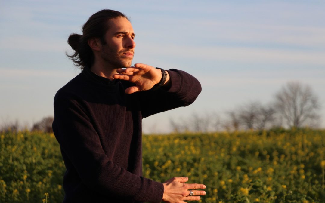 “We moeten niet tegen de natuur ingaan. Waarom bouwen we dus nog altijd met staal en beton?”